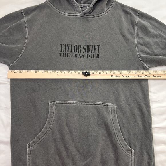 Taylor Swift The Eras Tour Hoodie Size S Gray Distressed Concert Music Casual - Picture 8 of 14